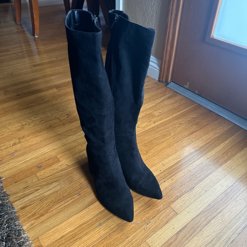 Black suede knee-high boots